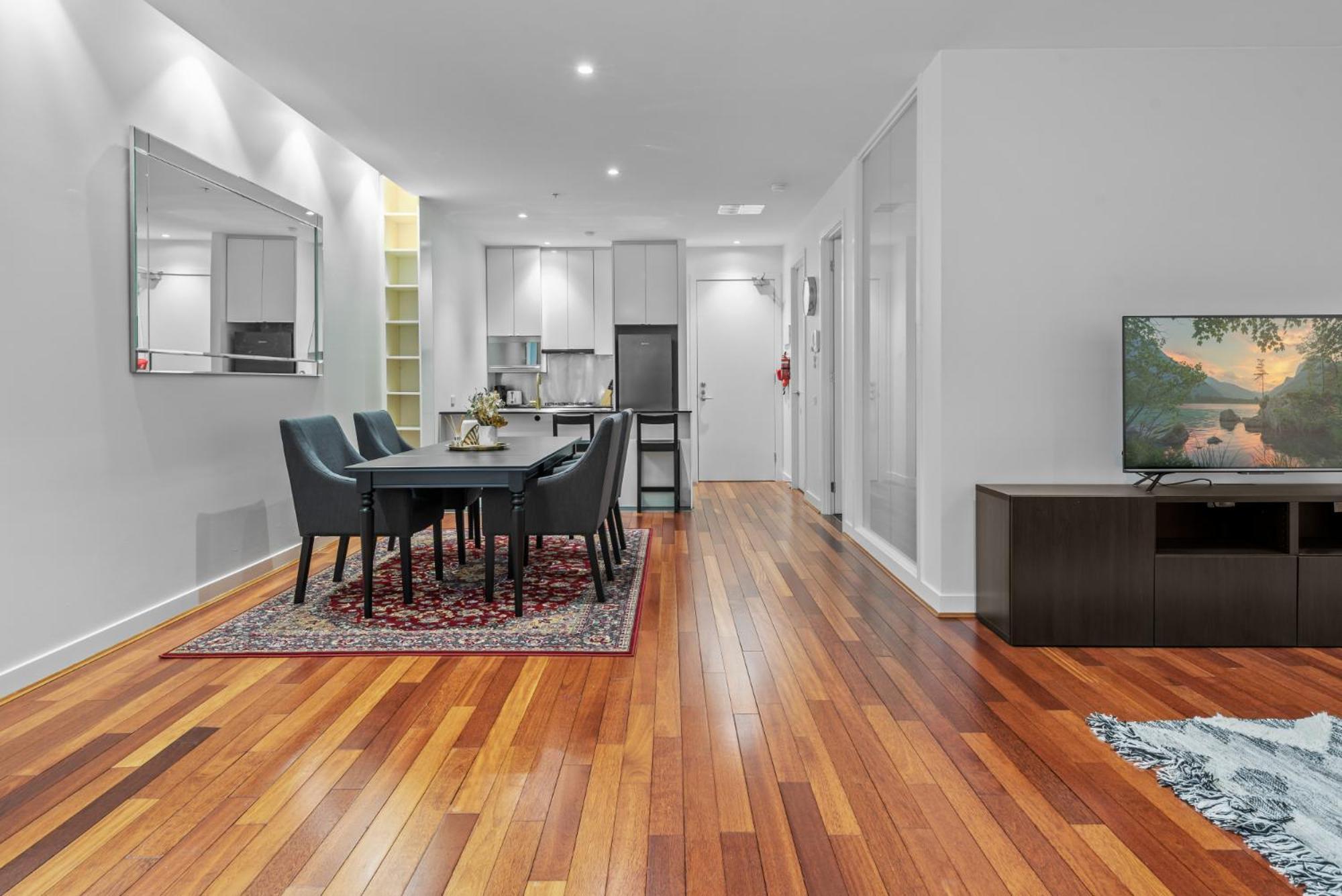 Stylish And Spacious 2-Bed Apartment Melbourne Bagian luar foto